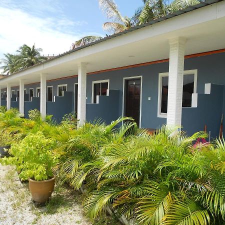 Perintis Motel Cenang Pantai Cenang  Exteriör bild