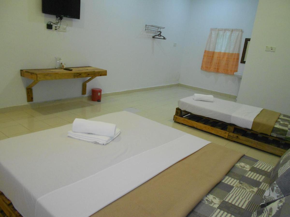 Perintis Motel Cenang Pantai Cenang  Exteriör bild